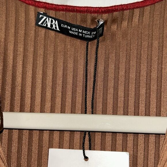 Zara High-waisted Caramel/Brown Ribbed
Pants Set (Top Medium,Bottom Small) - Picture 9 of 10